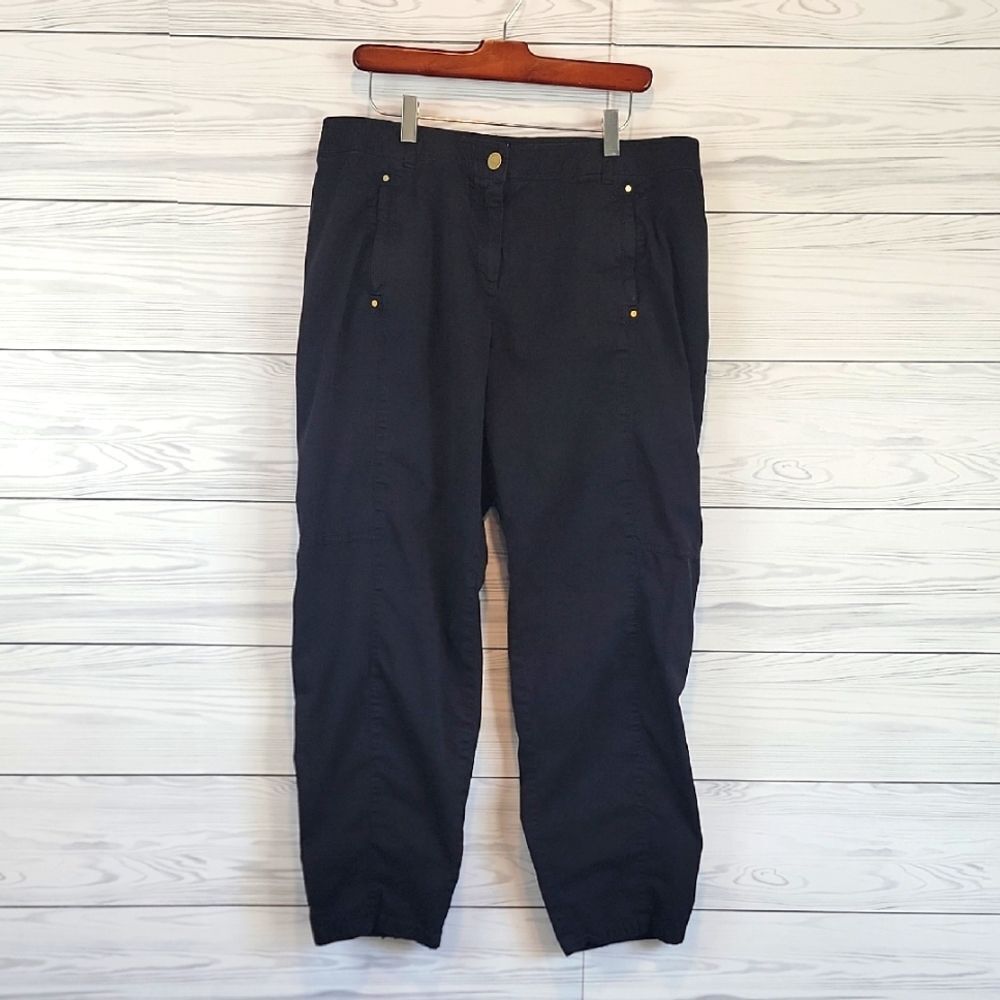 Chicos Black Casual Pants Womens Size XL  ( chicos Size 2 )